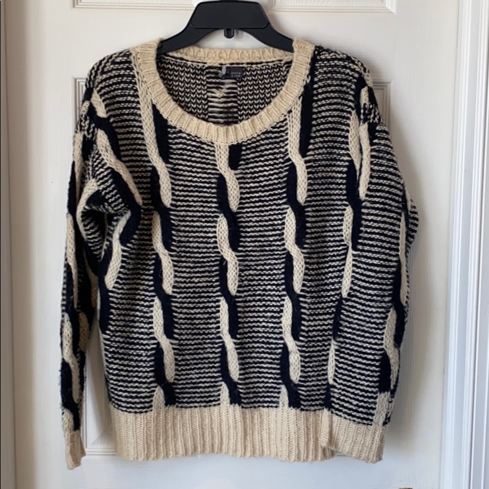 Black and Cream sweater